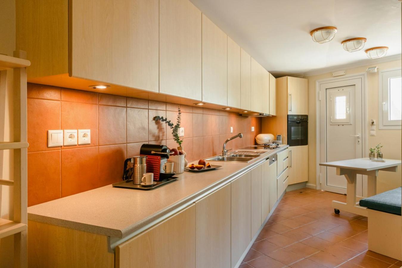 Minia Villa Rhoe מראה חיצוני תמונה